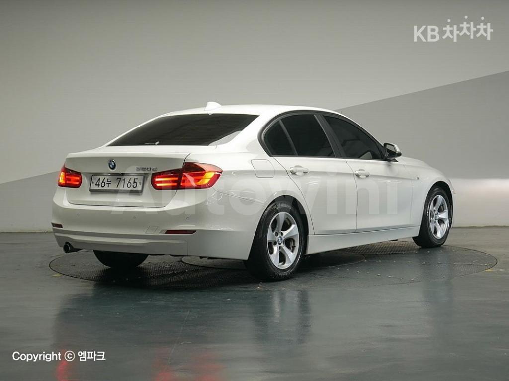 WBA3E1106DF945814 2013 BMW 3 SERIES 320D EDEDITION F30(12~)-3