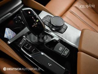 2018 BMW 5 SERIES 520D F10(10~16년) - 9