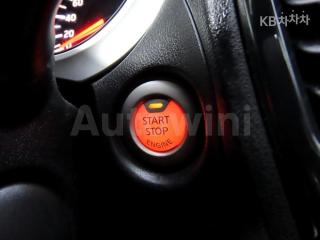 2014 NISSAN JUKE 1.6 SV - 12