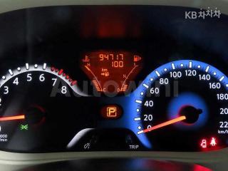 2011 NISSAN CUBE 1.8 S CVT - 9