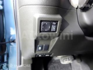 2011 NISSAN CUBE 1.8 SL CVT - 12