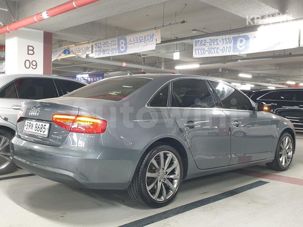 WAUZZZ8KXDN014940 2013 AUDI A4 2.0 TDI 다이내믹(13년~)-4