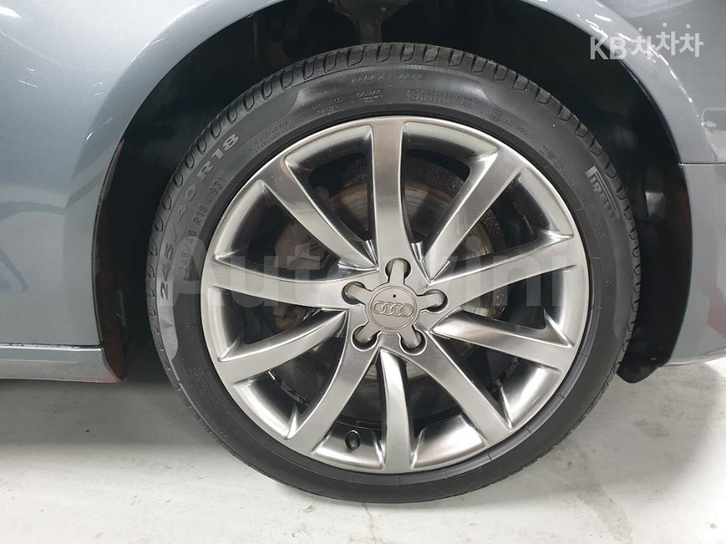 2013 AUDI A4 2.0 TDI 다이내믹(13년~) - 11