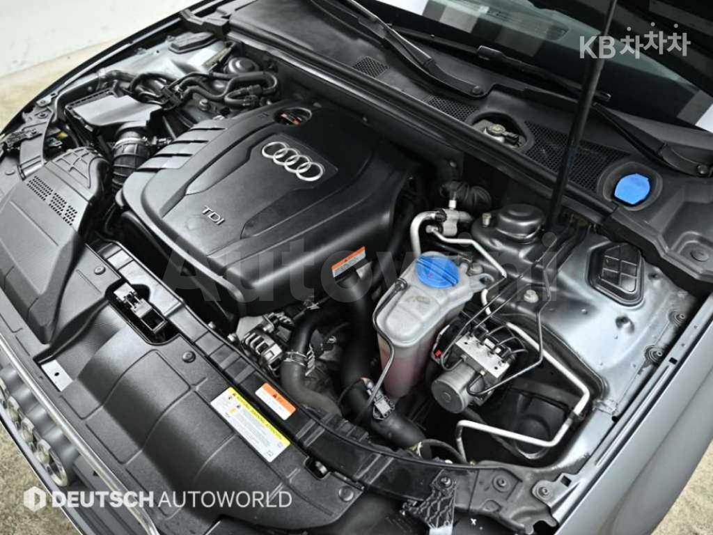 WAUZZZ8K8DN014600 2013 AUDI A4 2.0 TDI B8-5