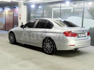 WBA3B1109CF379090 2012 BMW 3 SERIES 320I SEDAN F30(13~)-3
