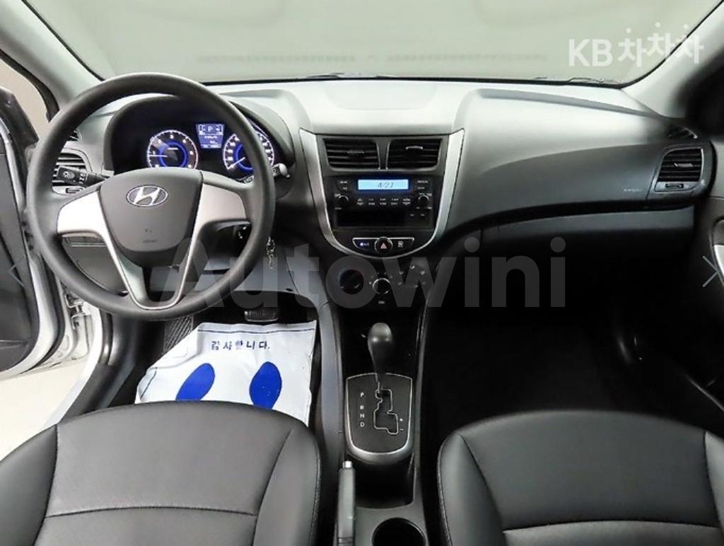 2016 HYUNDAI ACCENT  WIT 1.6 VGT SMART - 9