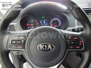 2016 KIA K5 2ND GEN OPTIMA 1.7 DIESEL MX NOBLESSE - 11