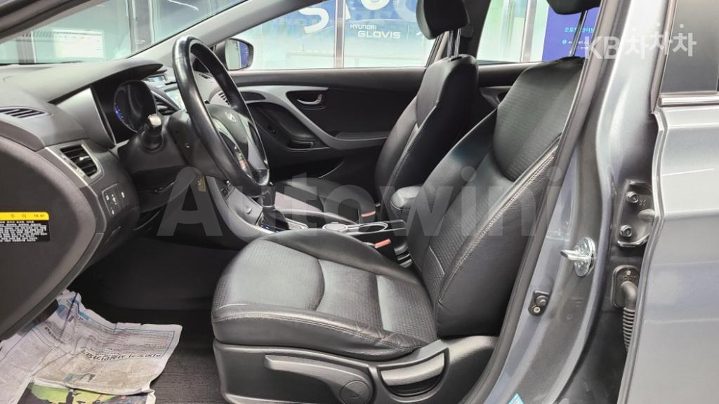 2016 HYUNDAI  AVANTE ELANTRA 1.6 GDI SMART BASIC - 9