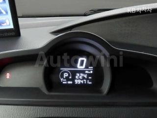 2015 SSANGYONG KORANDO TURISMO 4WD LT 11 SEATS - 9