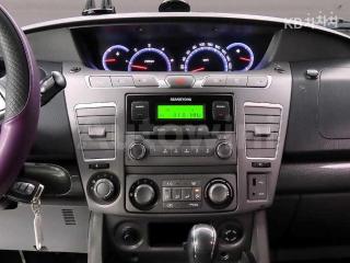 2015 SSANGYONG KORANDO TURISMO 4WD LT 11 SEATS - 11