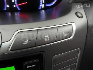 2015 SSANGYONG KORANDO TURISMO 4WD LT 11 SEATS - 15