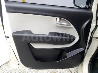 2020 KIA  RAY VAN 1.0 GASOLINE VAN LUXURY SPECIAL - 9