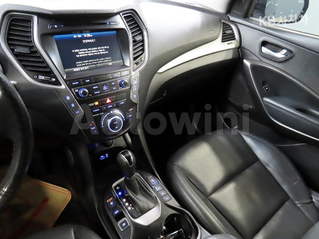 2016 HYUNDAI  MAXCRUZ DIESEL(E-VGT)R2.2 4WD 파이니스트 EDITION 7 SEATS - 9