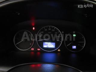 KMJWA37KDKU054023 2019 HYUNDAI  GRAND STAREX 캠핑카 4 SEATS 4WD-5