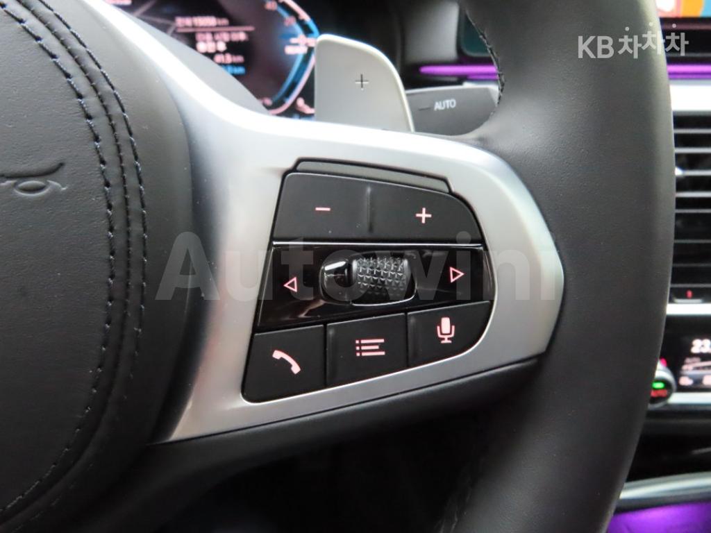 2021 BMW  5SERIES G30  530E M SPORT - 13