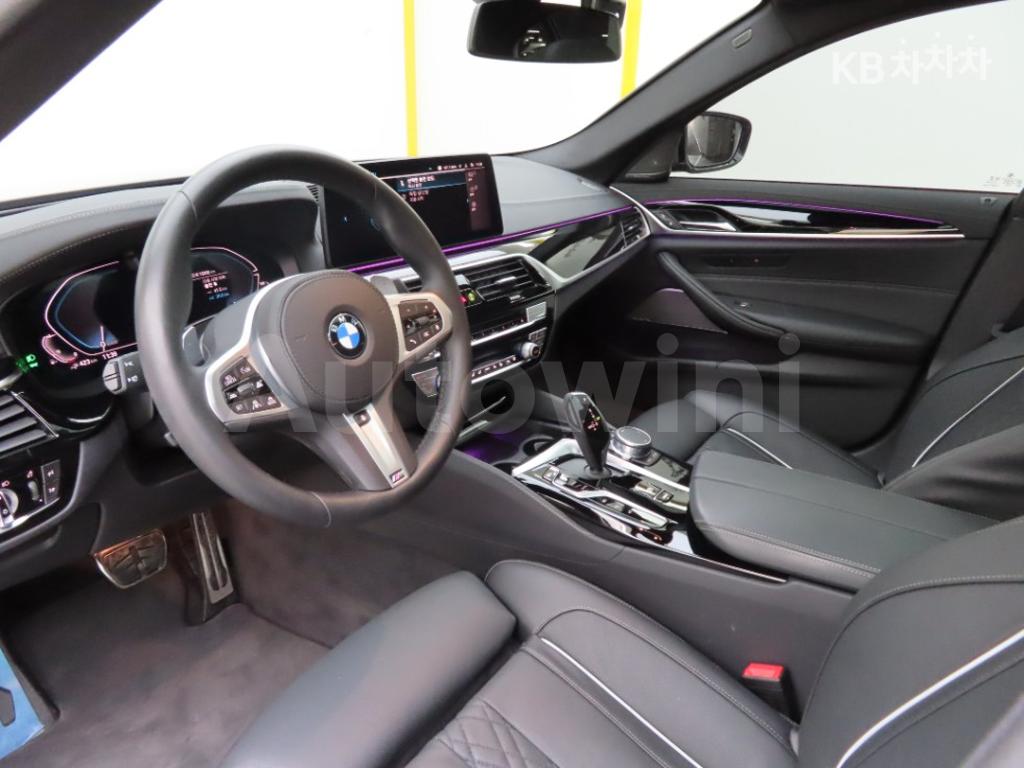 2021 BMW  5SERIES G30  530E M SPORT - 12