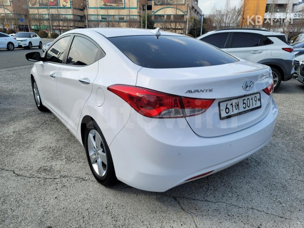 KMHDH41DBEU905864 2014 HYUNDAI AVANTE MD ELANTRA M16 GDI MORDERN-3