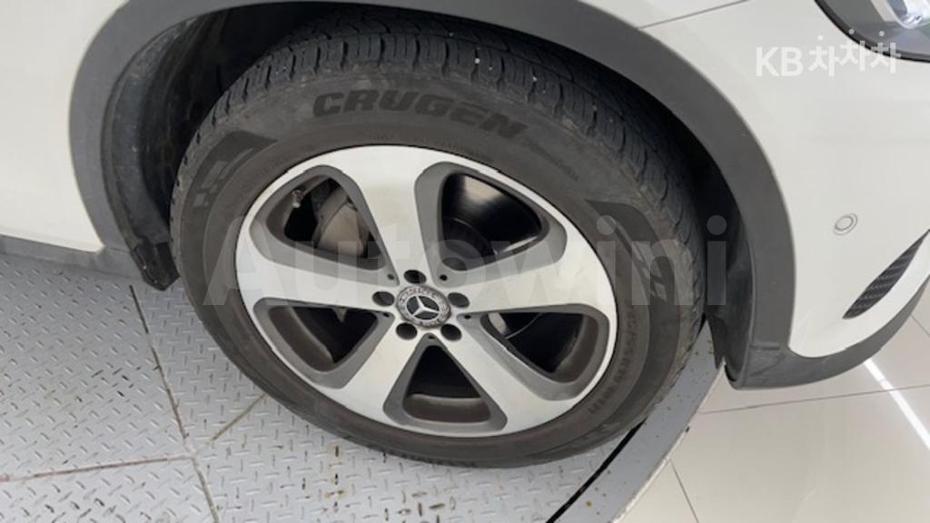 2019 MERCEDES BENZ GLC X253 300 4MATIC COUPE AMG LINE - 9