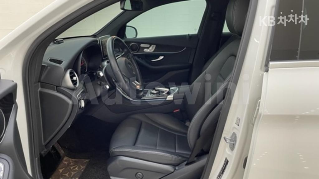 2019 MERCEDES BENZ GLC X253 300 4MATIC COUPE AMG LINE - 18