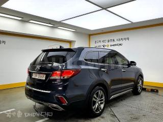 KMHSR81XBHU189588 2017 HYUNDAI  MAXCRUZ DIESEL(E-VGT)R2.2 2WD 파이니스트 EDITION 7 SEATS-2