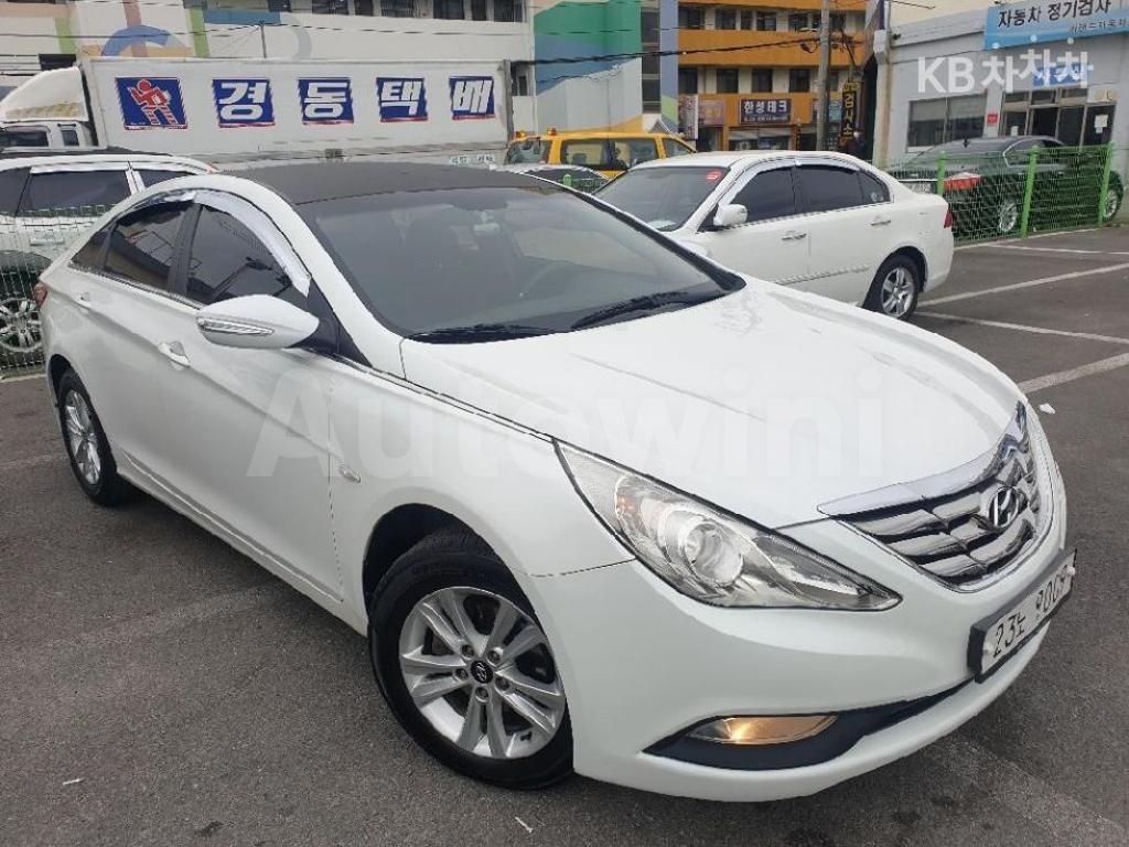 2011 HYUNDAI YF SONATA LPI LUXURY - 20