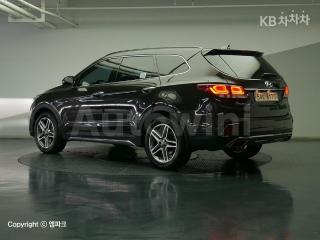 KMHSR81XDHU245978 2017 HYUNDAI  MAXCRUZ DIESEL(E-VGT)R2.2 4WD PRESTIGE 6 SEATS-2