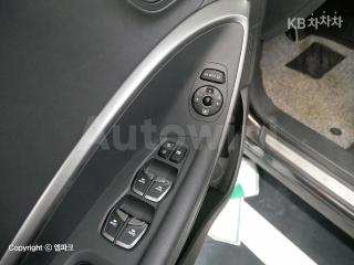 2017 HYUNDAI  MAXCRUZ DIESEL(E-VGT)R2.2 4WD PRESTIGE 6 SEATS - 17