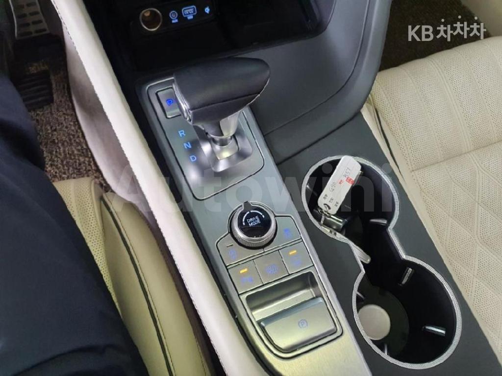 2020 GENESIS G70 2.0T AWD SPORT PACKAGE - 27