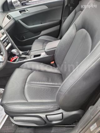 KMHE341DBJA461925 2018 HYUNDAI LF SONATA LPI STYLE 일반형-3