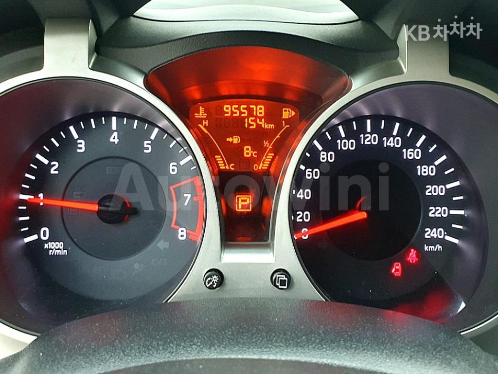 JN1AF58E5ET050742 2014 NISSAN JUKE 1.6 SV-5