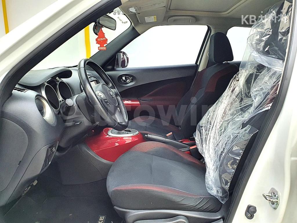 2014 NISSAN JUKE 1.6 SV - 9