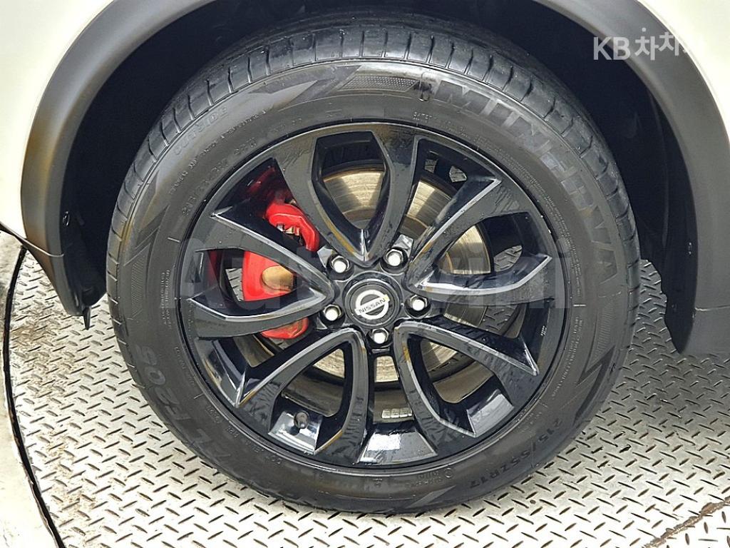 2014 NISSAN JUKE 1.6 SV - 16
