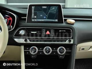 2020 GENESIS G70 2.0T AWD ELITE - 14