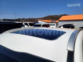 2017 KIA NIRO 1.6 NOBLESSE - 8