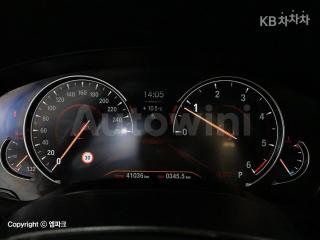2018 BMW 5 SERIES 520D - 7