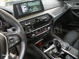 2018 BMW 5 SERIES 520D - 9