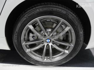 2018 BMW 5 SERIES 520D - 17