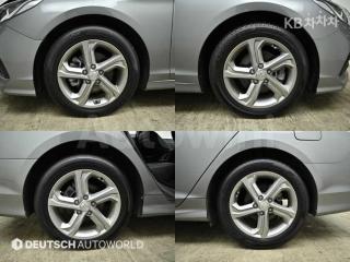 KMHE241AGJA361744 2018 HYUNDAI SONATA RISE 1.7 DIESEL SMART-4