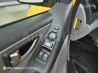 2019 HYUNDAI  GRAND STAREX LPI CHILD PROTECTIVE VEHICLE 12 SEATS - 19