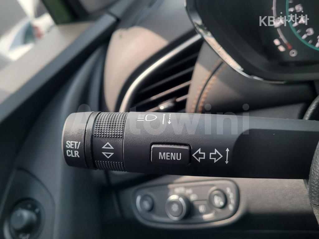 2020 GM DAEWOO (CHEVROLET)  TRAX 1.4 LT 코어 - 11