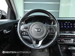 2020 KIA  NIRO 1.6 HEV NOBLESSE SPECIAL - 13