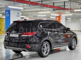 KMHSN81XBHU238999 2017 HYUNDAI  MAXCRUZ DIESEL(E-VGT)R2.2 2WD EXCLUSIVE 7 SEATS-3