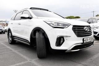 KMHSN81XDHU255541 2017 HYUNDAI  MAXCRUZ DIESEL(E-VGT)R2.2 4WD EXCLUSIVE 7 SEATS-2