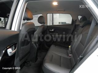 2020 KIA  NIRO 1.6 HEV PRESTIGE - 11