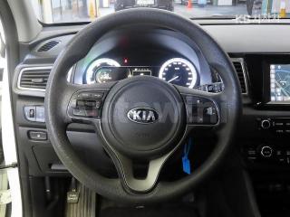 2017 KIA NIRO 1.6 LUXURY - 8