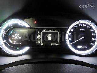 2017 KIA NIRO 1.6 LUXURY - 9