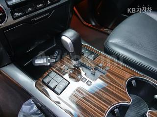 2017 KIA  MOHAVE BORREGO 4WD PRESIDENT 7 SEATS - 10
