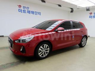 KMHH151AGJU032188 2018 HYUNDAI I30 PD ELANTRA GT 1.4 TURBO STYLE-1