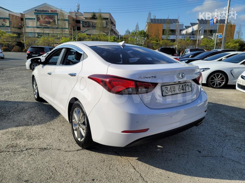 KMHDG41DBGU552833 2016 HYUNDAI  AVANTE ELANTRA 1.6 GDI MORDERN BASIC-3