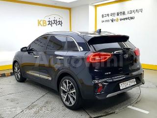 KNACE81CGLA403202 2020 KIA  NIRO 1.6 HEV NOBLESSE SPECIAL-3